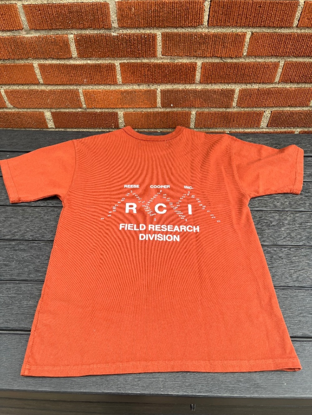 Mens New Reese Cooper 100% cotton T Shirt size Small Rustic orange